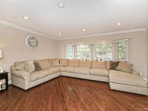 35 Columbus Avenue, Kings Park NY 11754