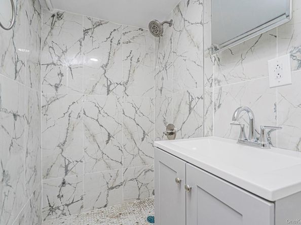 592 E 39th Street, Brooklyn NY 11203