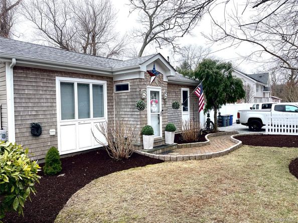 30 Classon Avenue, Mastic NY 11950