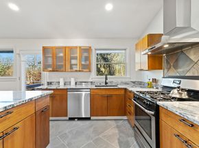 153 Deerfield Lane N, Pleasantville NY 10570