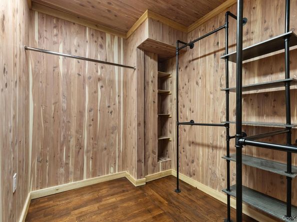 153 Deerfield Lane N, Pleasantville NY 10570