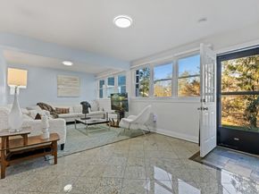 153 Deerfield Lane N, Pleasantville NY 10570