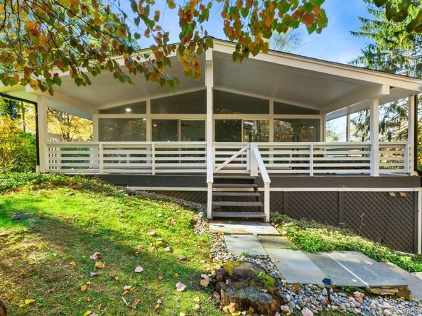 153 Deerfield Lane N, Pleasantville NY 10570