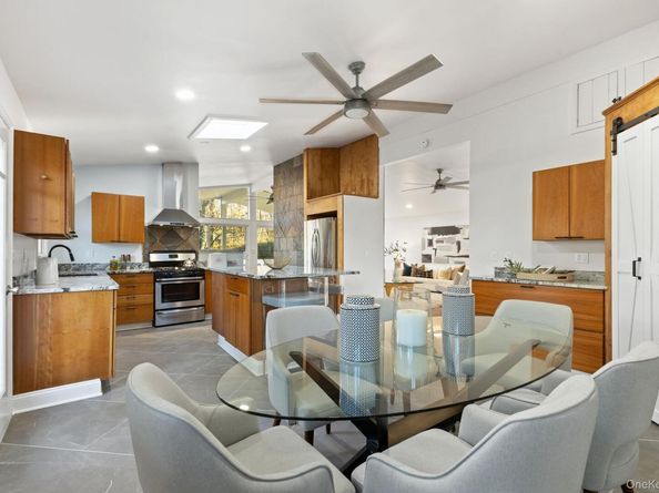 153 Deerfield Lane N, Pleasantville NY 10570