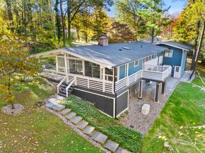 153 Deerfield Lane N, Pleasantville NY 10570