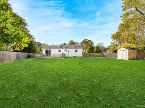10 Argonne Road W, Hampton Bays NY 11946