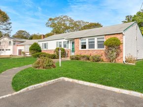 10 Argonne Road W, Hampton Bays NY 11946