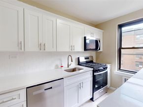 112-30 Northern Boulevard 4B, Corona NY 11368