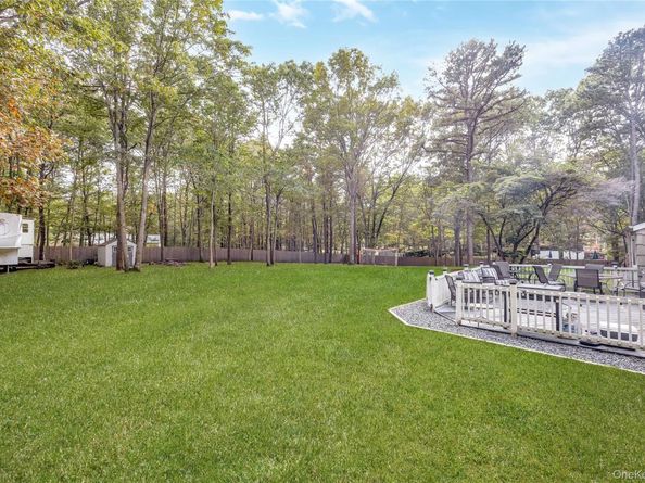 11 Cobblestone Drive, Ridge NY 11961