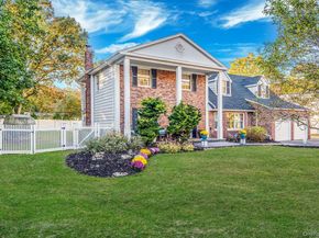 28 Winfield Davis Drive, Coram NY 11727