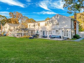 28 Winfield Davis Drive, Coram NY 11727