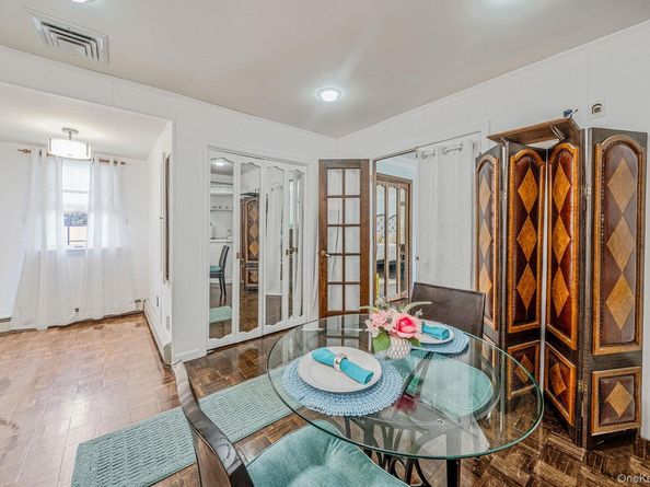 28 Winfield Davis Drive, Coram NY 11727