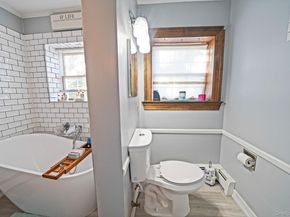 28 Winfield Davis Drive, Coram NY 11727