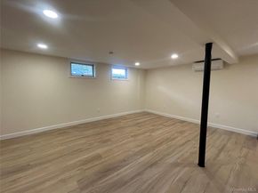 91 Udalia Court, West Islip NY 11795