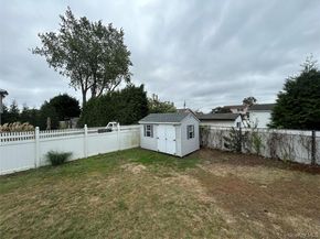 91 Udalia Court, West Islip NY 11795