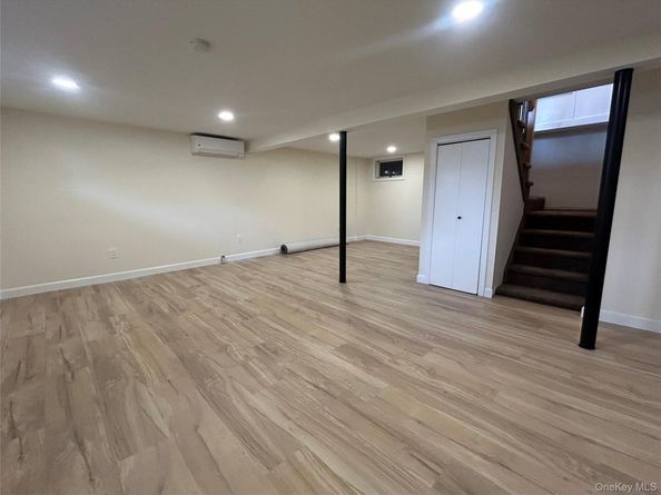 91 Udalia Court, West Islip NY 11795