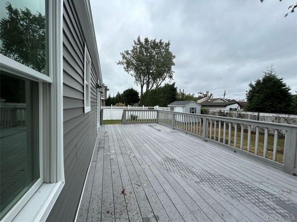 91 Udalia Court, West Islip NY 11795
