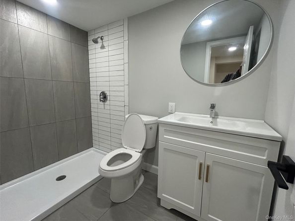 91 Udalia Court, West Islip NY 11795