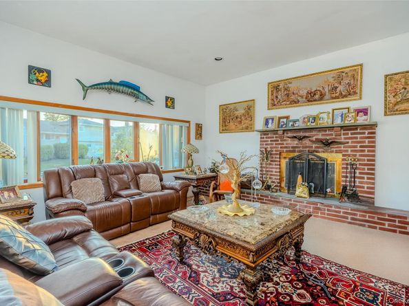 49 Ann Drive E, Freeport NY 11520