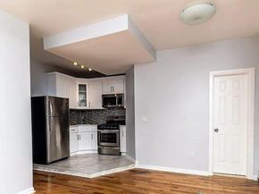 712 E 211th Street, Bronx NY 10467