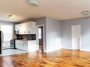 712 E 211th Street, Bronx NY 10467