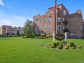 102 S Village Avenue 3B, Rockville Centre NY 11570