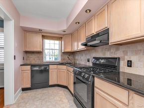 102 S Village Avenue 3B, Rockville Centre NY 11570
