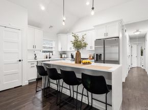 14 E 5th Street, Huntington NY 11746