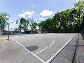 65 McKinley Avenue C29, White Plains NY 10606