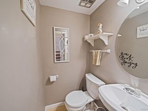842 Golf Lane, Medford NY 11763