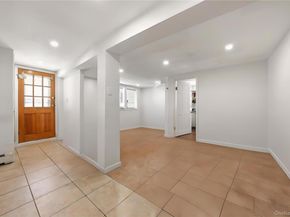 76 2nd Avenue, East Rockaway NY 11518