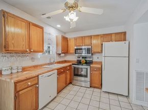8 Huntington Commons 8, Yaphank NY 11980
