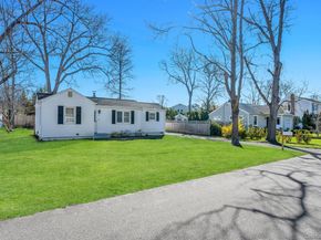 20 Willyn Road, Blue Point NY 11715