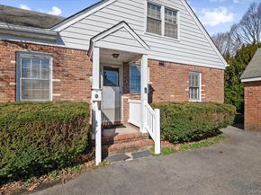 12 Maple Avenue, Bethpage NY 11714
