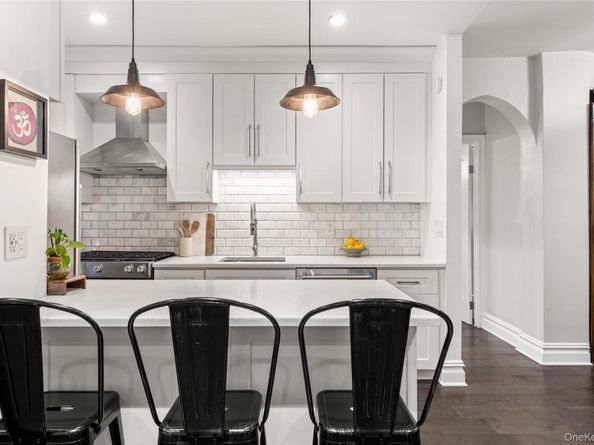 117-01 Park Lane S A1L, Kew Gardens NY 11415