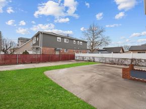 14101 255th Street, Rosedale NY 11422