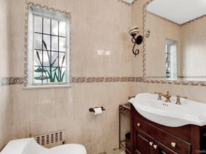 166 W Olive Street, Long Beach NY 11561