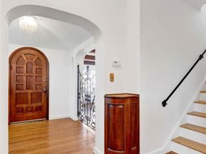 166 W Olive Street, Long Beach NY 11561