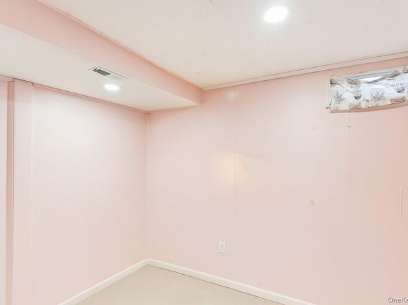 103 Timberline Drive, Brentwood NY 11717