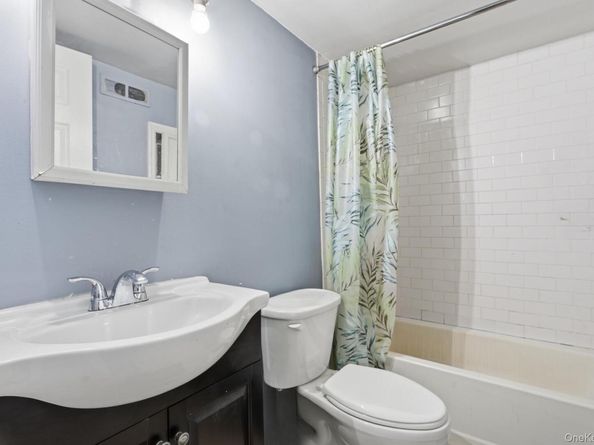 103 Timberline Drive, Brentwood NY 11717