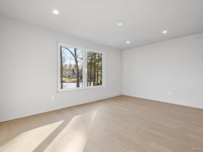 26 Windemere Way, Woodbury NY 11797