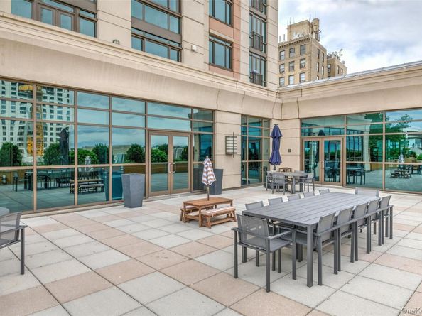 175 Huguenot Street 1401, New Rochelle NY 10801