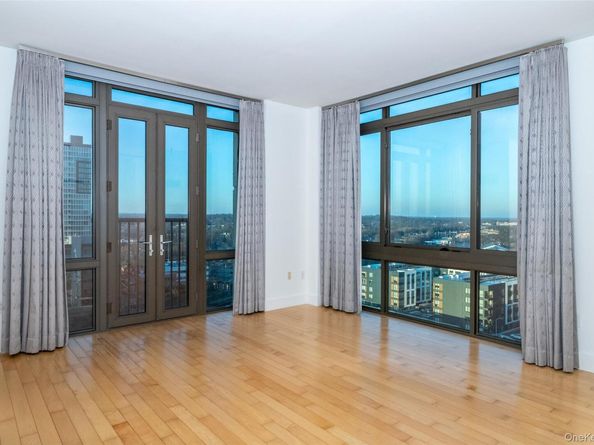 175 Huguenot Street 1401, New Rochelle NY 10801