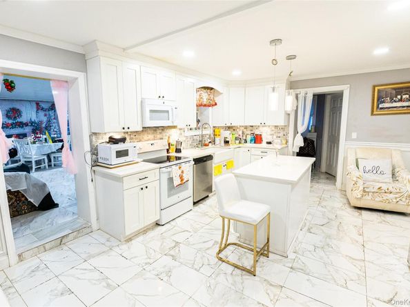 163 Orchard Road, East Patchogue NY 11772