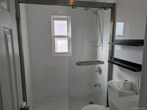 13710 64th Road, Flushing NY 11367