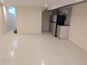 13710 64th Road, Flushing NY 11367