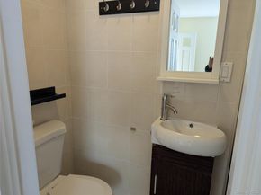 13710 64th Road, Flushing NY 11367