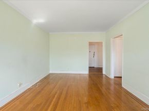 85-11 Lefferts Boulevard 5A, Kew Gardens NY 11415