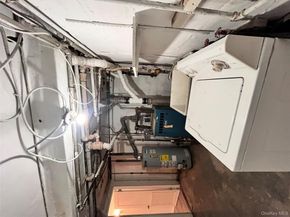 150-44 87th Road, Briarwood NY 11432