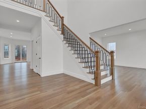 26 Estates Circle, Melville NY 11747